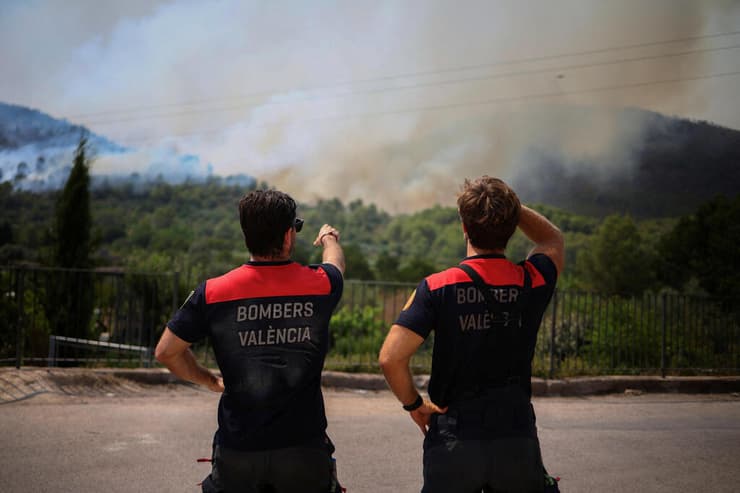 צילום: REUTERS/Pedro Nunes שריפה ספרד אזור קסטיון