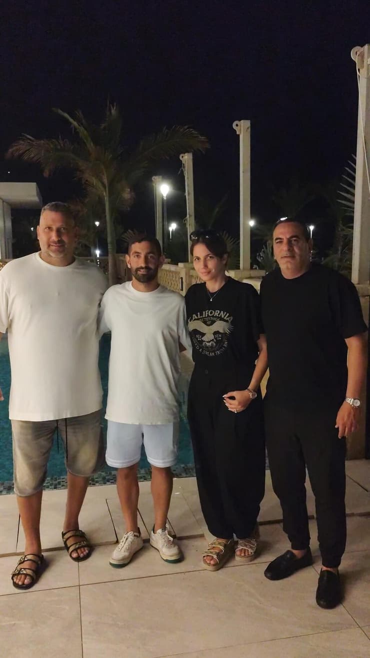 דוד ונטלי ואטורי עם גידי קאניוק וקובי רפואה (צילום: באדיבות בני אילת) דוד ונטלי ואטורי עם גידי קאניוק וקובי רפואה
