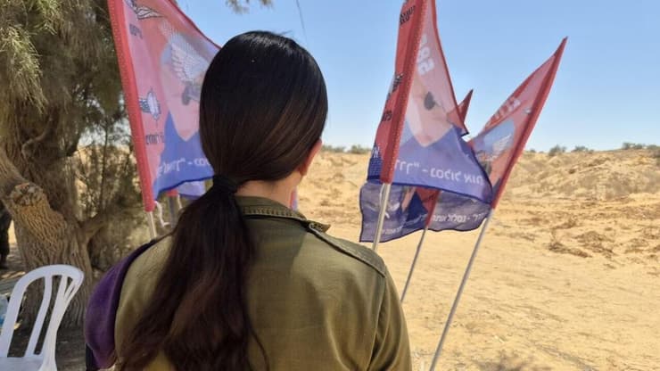 "הרימו גבה, אבל החששות ירדו במהירות. רב"ט יעל גדוד הסיור המדברי (585) יוצא לאימון מקיף בצאלים