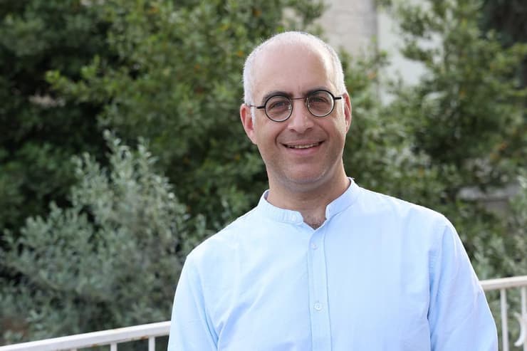 פרופ' אליצור בר-אשר סיגל. "הניחוש המושכל נשען על ההסתברויות שטמונות במערכת הלשונית" (צילום: נעמה מרינברג) פרופ' אליצור בר-אשר סיגל