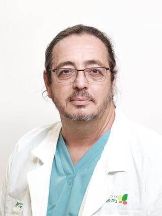 ד"ר ישראל וייס, מנהל היחידה לאורתופדיה אונקולוגית בבילינסון ובשניידר