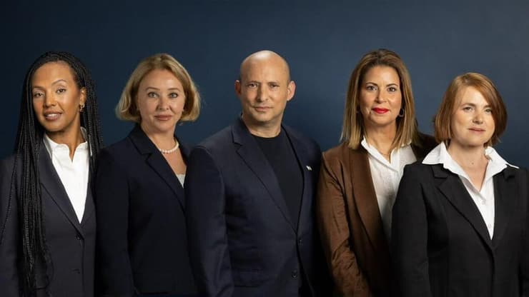 מימין: עו"ד הראל, נעים, בנט, קנטור וקובו בנט מצרף לרשימת ״ביחד״ 4 נשים חדשות