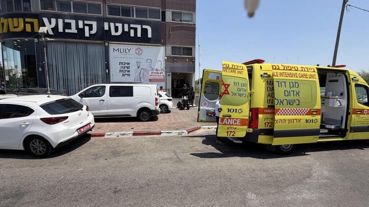 צילום: מאיר תורג'מן זירת הרצח בראשון לציון