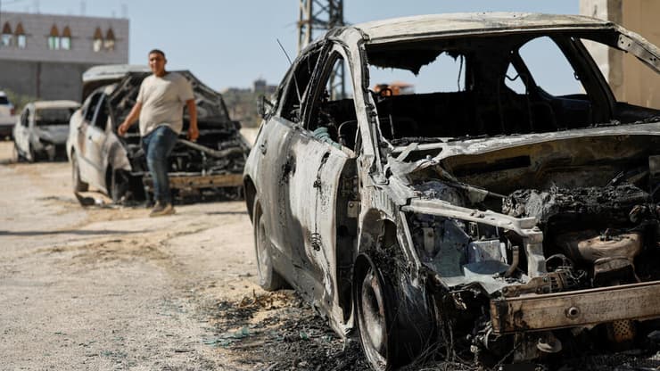 הנזק בג'אלוד (צילום: REUTERS/Mohammed Torokman) ג'אלוד