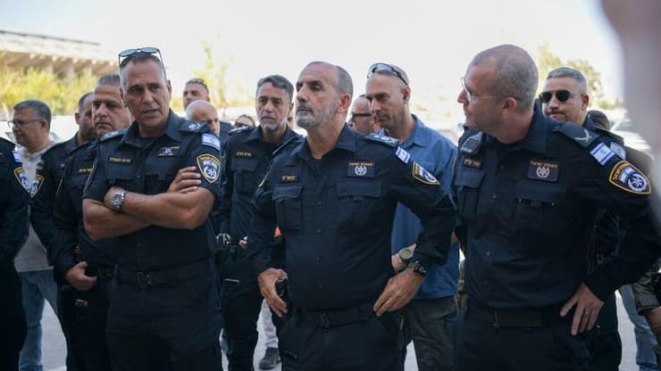 דני לוי. "הפעלת סוכנים סמויים סייעה להפחתה" (צילום: דוברות המשטרה) המפכ"ל בפעילות בשטח