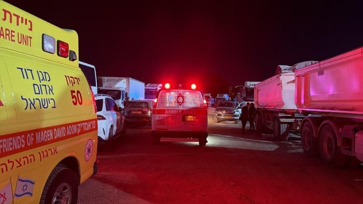 הזירה בטייבה (צילום: תיעוד מבצעי מד"א) זירת הרצח בטייבה