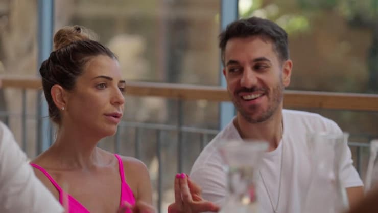 "אני לא אוהבת ורוד". מתוך התוכנית (צילום מסך) מתוך "חתונה ממבט ראשון"