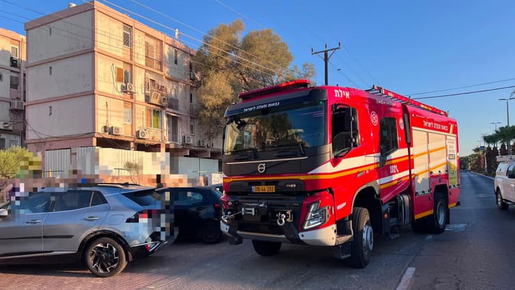 זירת השריפה באילת שפרצה בדירה בבניין מגורים