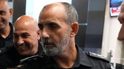 מפכ"ל המשטרה רנ"צ לוי עם ראש אגף התנועה ניצב שמואלי (צילום: דוברות המשטרה) מפכ"ל המשטרה דני לוי יחד עם ראש אאגף התנועה ניצב חיים שמואלי