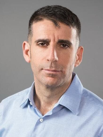 אבנר חדד, מנכ"ל הפניקס בית השקעות ומנכ"ל משותף בקסם קרנות