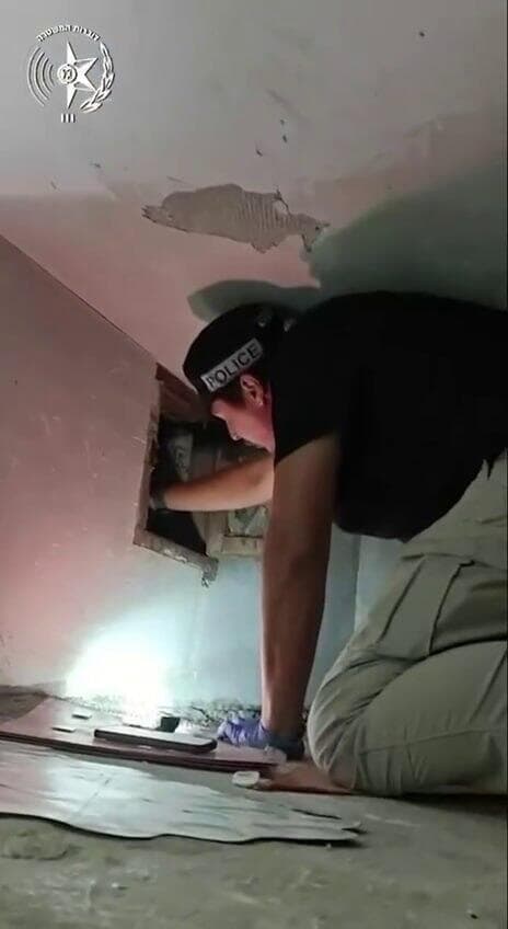 צילום: דוברות המשטרה המשטרה איתרה אמל"ח בגן ילדים בג'סר א-זרקא