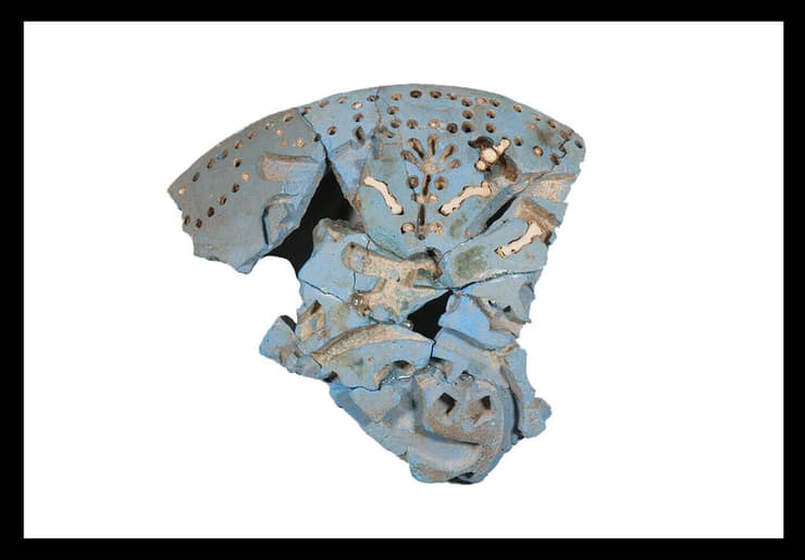 כלי חרס עתיק, צבוע בכחול מצרי (צילום: Vanessa Workman, Eric Sucar, Penn Museum) כלי חרס עתיק, צבוע בכחול מצרי