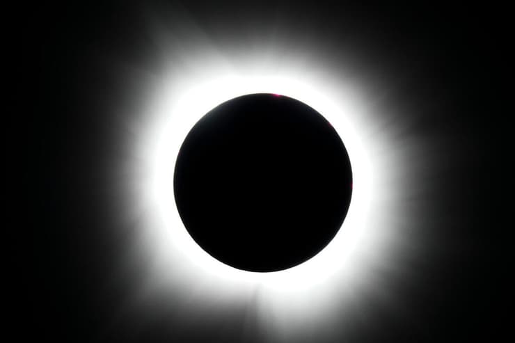 ליקוי חמה מלא שנצפה ב-2024 מטקסס (צילום: Julio Cortez/AP) ליקוי חמה מלא שנצפה ב-2024 מטקסס