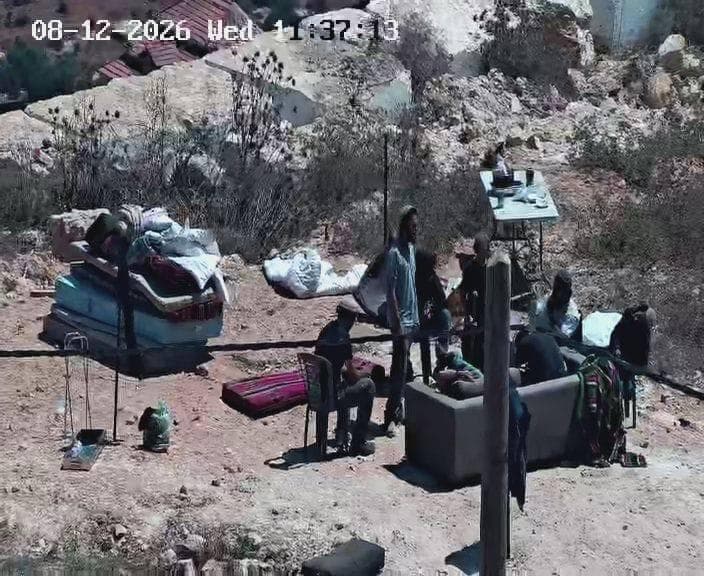 צילום: המשפחות הנצורות בקוסרה מתנחלים בכפר קוסרה
