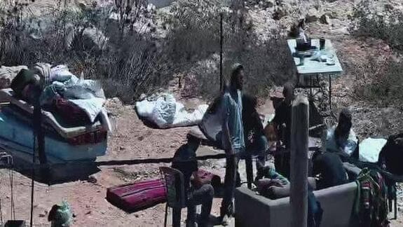 מתנחלים בכפר קוסרה (צילום: המשפחות הנצורות בקוסרה) מתנחלים בכפר קוסרה