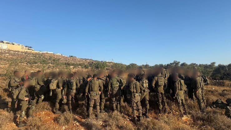 כוחות צה"ל בפינוי המאחז בקוסרה (צילום: דובר צה"ל) כוחות צה"ל בפינוי המאחז בקוסרה
