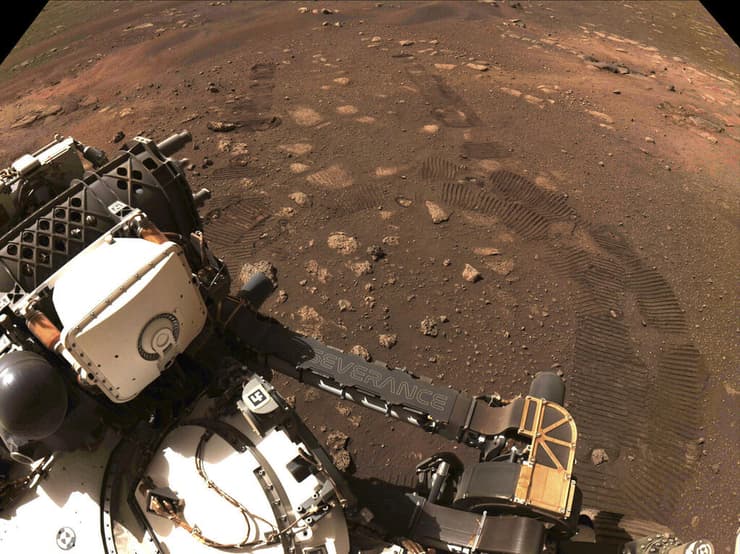 פרסבירנס על מאדים (צילום: NASA/JPL-Caltech/AP) פרסבירנס על מאדים