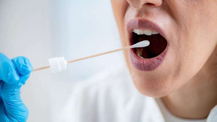 בדיקת DNA ביתית הובילה לחשיפת הפרשה. אילוסטרציה (צילום: shutterstock) בדיקת DNA