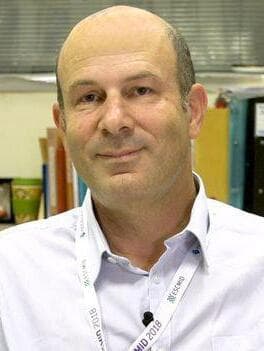 פרופ' רן ניר פז