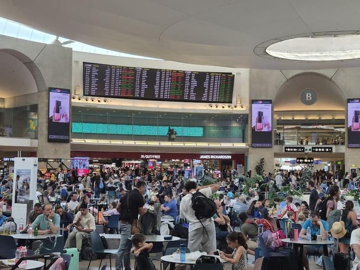 יום עמוס בטרמינל 3 בנתב"ג עומסים חריגים בנתב"ג, טרמינל 3