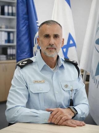 מפקד מחוז חוף ניצב יחיאל בוהדנה