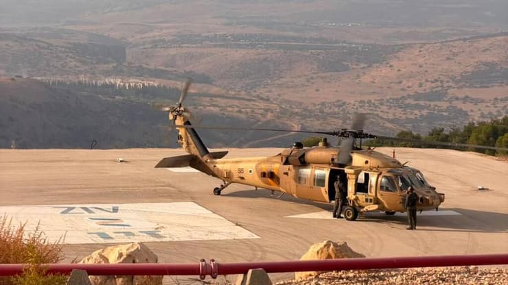 פינוי הפצועים לבית החולים זיו (צילום: צילום דוברות זיו) פינוי התאילנדים לבית החולים זיו