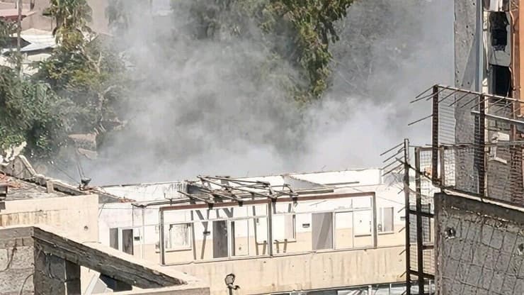 אחת מהתקיפות בעזה מטוסי קרב מכוונים לעבר רחוב עומר אל-מוחט'ר בעיר עזה
