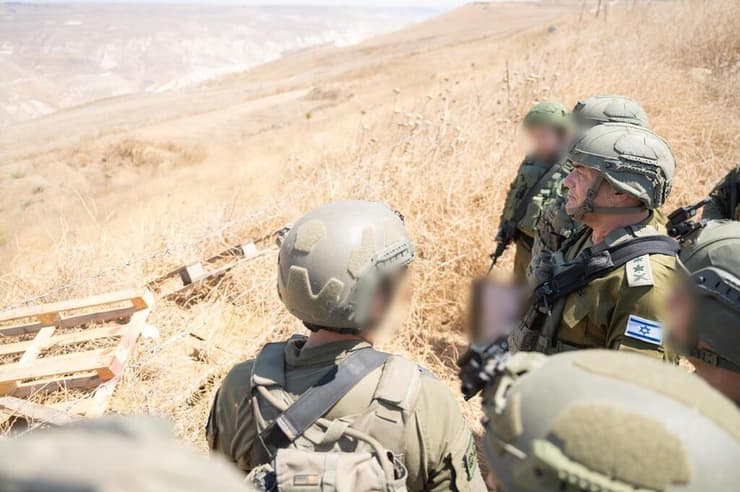 הרמטכ"ל רא"ל אייל זמיר בביקור באוגדה  210 בשטחי סוריה
