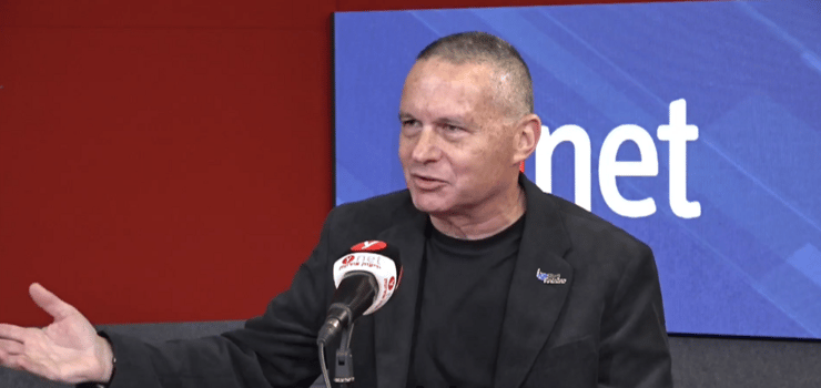 "אפשר לגשר על מרחקים אידאולוגיים באמצעות פשרה פרקטית". יזהר שי (תמונה: אולפן ynet) יזהר