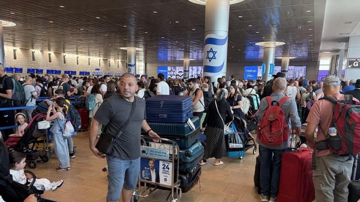 צילום: מאיר תורג'מן החסימות בכניסת נתב"ג