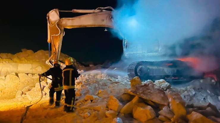 כלי העבודה שהוצתו כתובות לאומניות בתג מחיר בדרום הר חברון