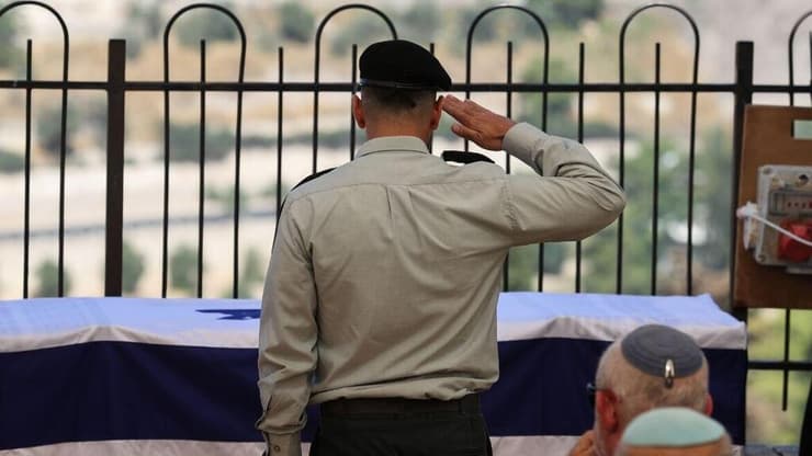 הלוויתו של יהודה כץ (צילום: אלכס קולומויסקי) הלוויה של רס"ל יהודה יקותיאל כץ
