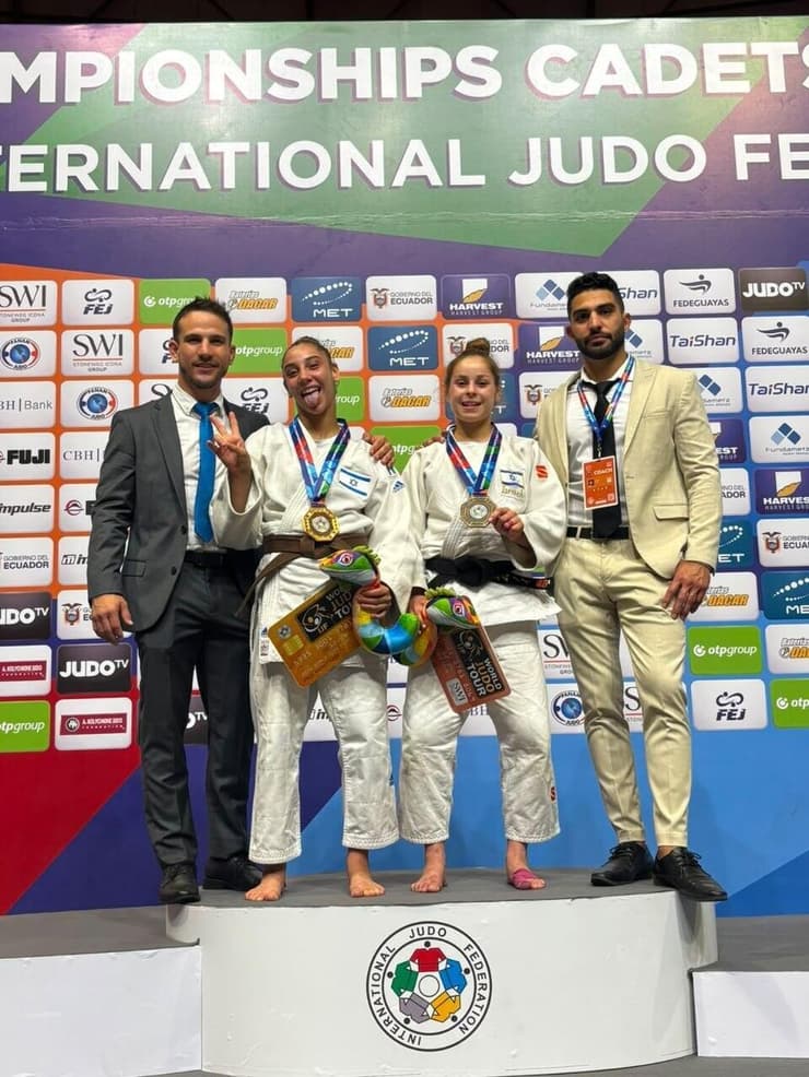 בר לב ונוי על הפודיום (צילום: איגוד הג'ודו) אלה בר לב ואגם נוי