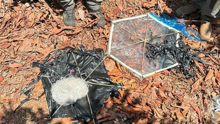 עפיפון בעירה שלפי החשד הגיע מרצועת עזה נמצא בגזרת קיבוץ נחל עוז