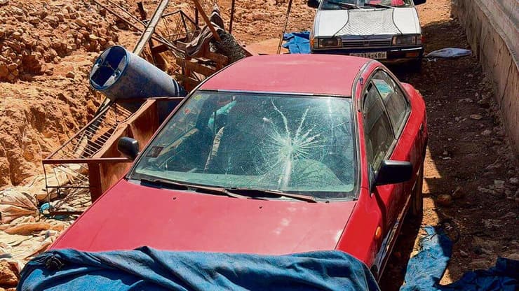 רכב שהושחת מדרום לחברון בשבוע שעבר. "הדברים לא מתקדמים למקום טוב" רכב שהושחת בשבוע שעבר, דרומית לחברון
