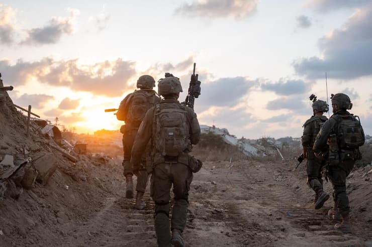 כוחות חטיבת הצנחנים ברצועת עזה (צילום: דובר צה"ל) מפעילות כוחות חטיבת הצנחנים ברצועת עזה