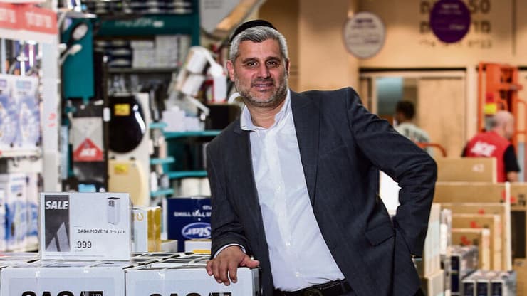 רונן גנון. "היום אייס בצמיחה, זה אתגר לקחת חברה שדי קרטעה ולהזניק אותה" (ריאן פרויס) רונן גנון. "היום אייס בצמיחה, זה אתגר לקחת חברה שדי קרטעה ולהזניק אותה"