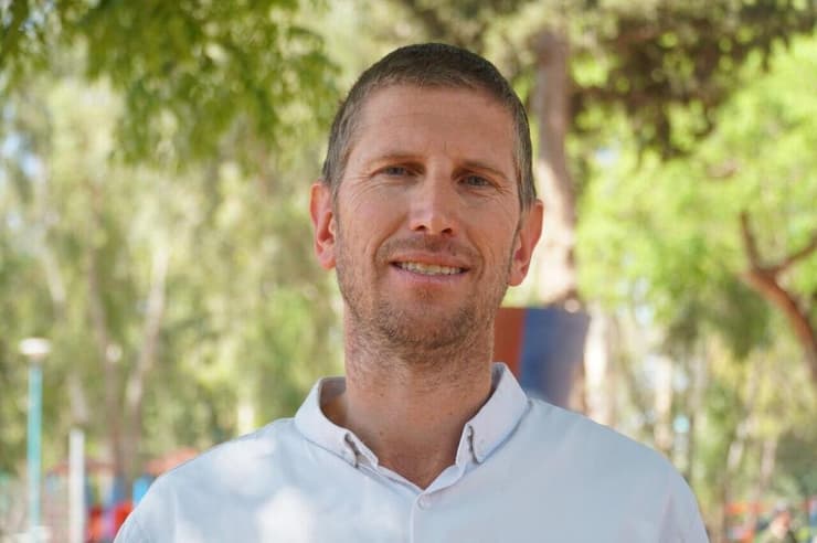 אמיר סנדלר