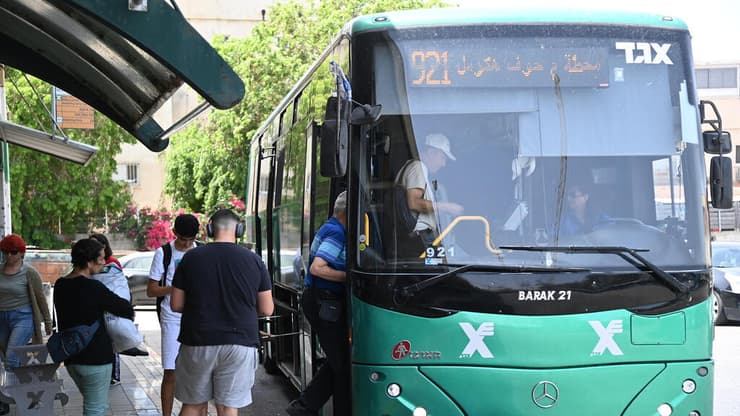 אוטובוס של אגד (צילום: יאיר שגיא) אוטובוס של אגד