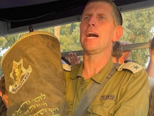 אמיר סנדלר
