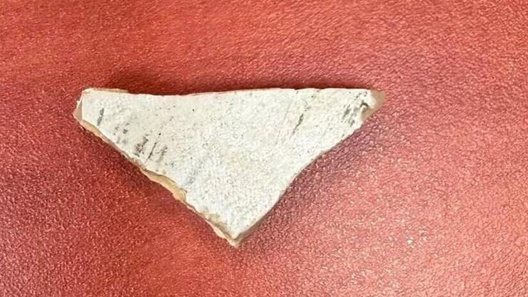 חלק מקרמיקה ששימש את הנער הדוקר (צילום: דוברות מחוז צפון) חלק מקרמיקה ששימש את הנער הדוקר