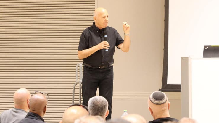 ד”ר צבי ברק