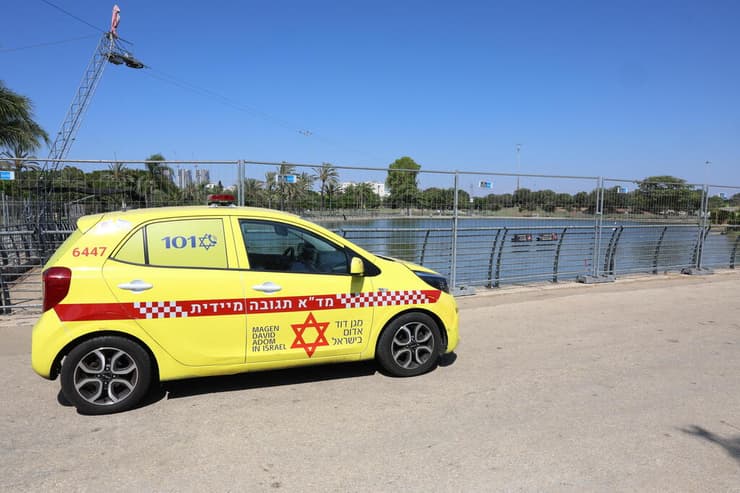 חיפושים אחר ילד באגם בפארק דרום בתל אביב