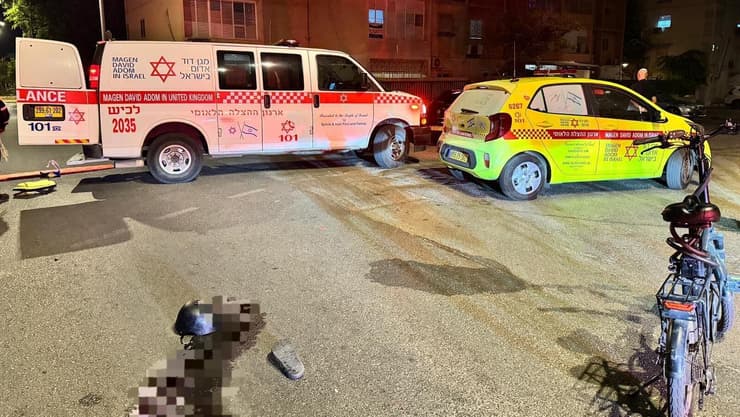 רוכב אופניים חשמליים נפצע קשה בקריית גת