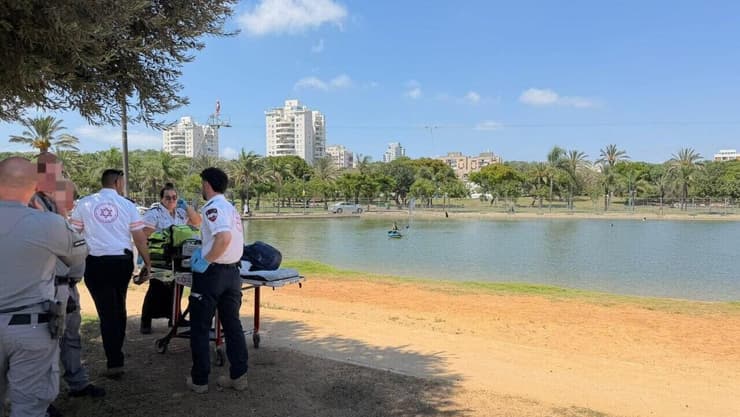 חיפושים אחר ילד באגם בפארק דרום בתל אביב