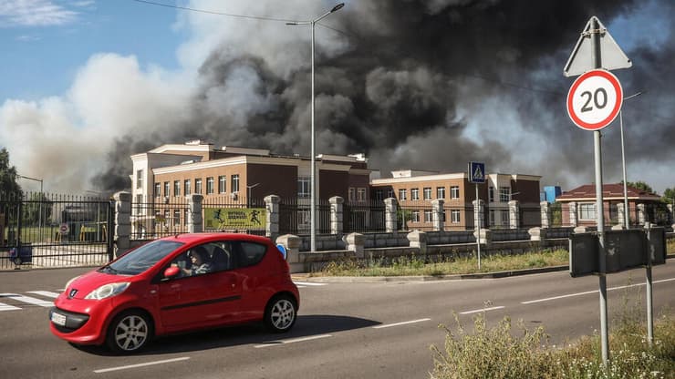 נפילות טילים וכטב"מים בקייב. נזק כבד לכלכלה האוקראינית (צילום: EUTERS/Alina Smutko) אוקראינה