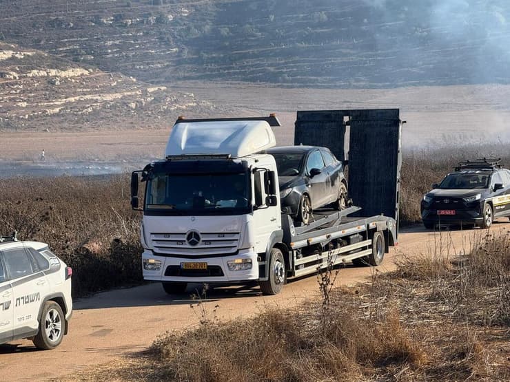 אחד מכלי הרכב של הפורעים היהודים שהוחרם (צילום: דוברות המשטרה) תפיסת כלי הרכב שנמצאו בזירה בקוסרה