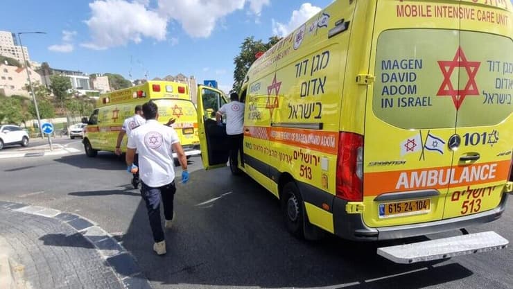 זירת תאונת דרכים על רוכב אופניים בירושלים