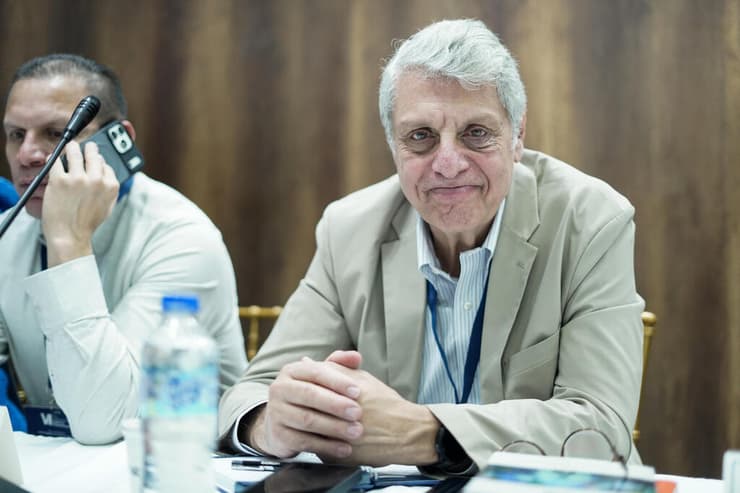 ד"ר וושינגטון עבדאללה מאורוגוואי. "חלק מתהליך שאני שמח להשתתף בו" (צילום: דניאל אדלסון) ד"ר וושינגטון עבדאללה מאורוגוואי