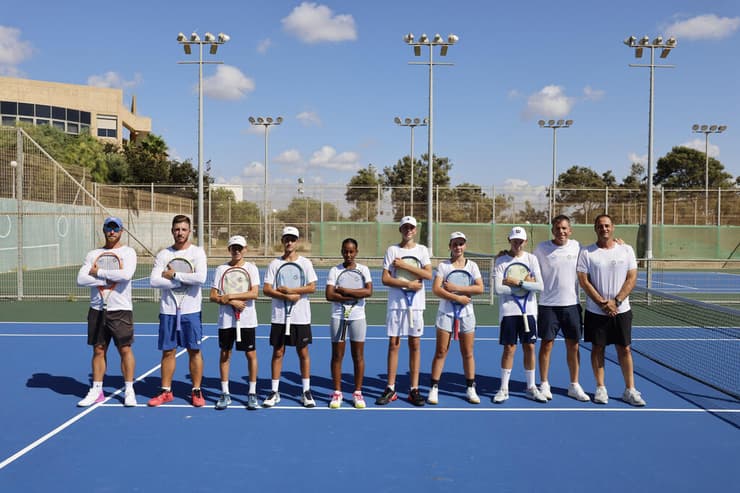 אקדמיית הטניס (צילום: גיא יחיאלי) אקדמיית הטניס